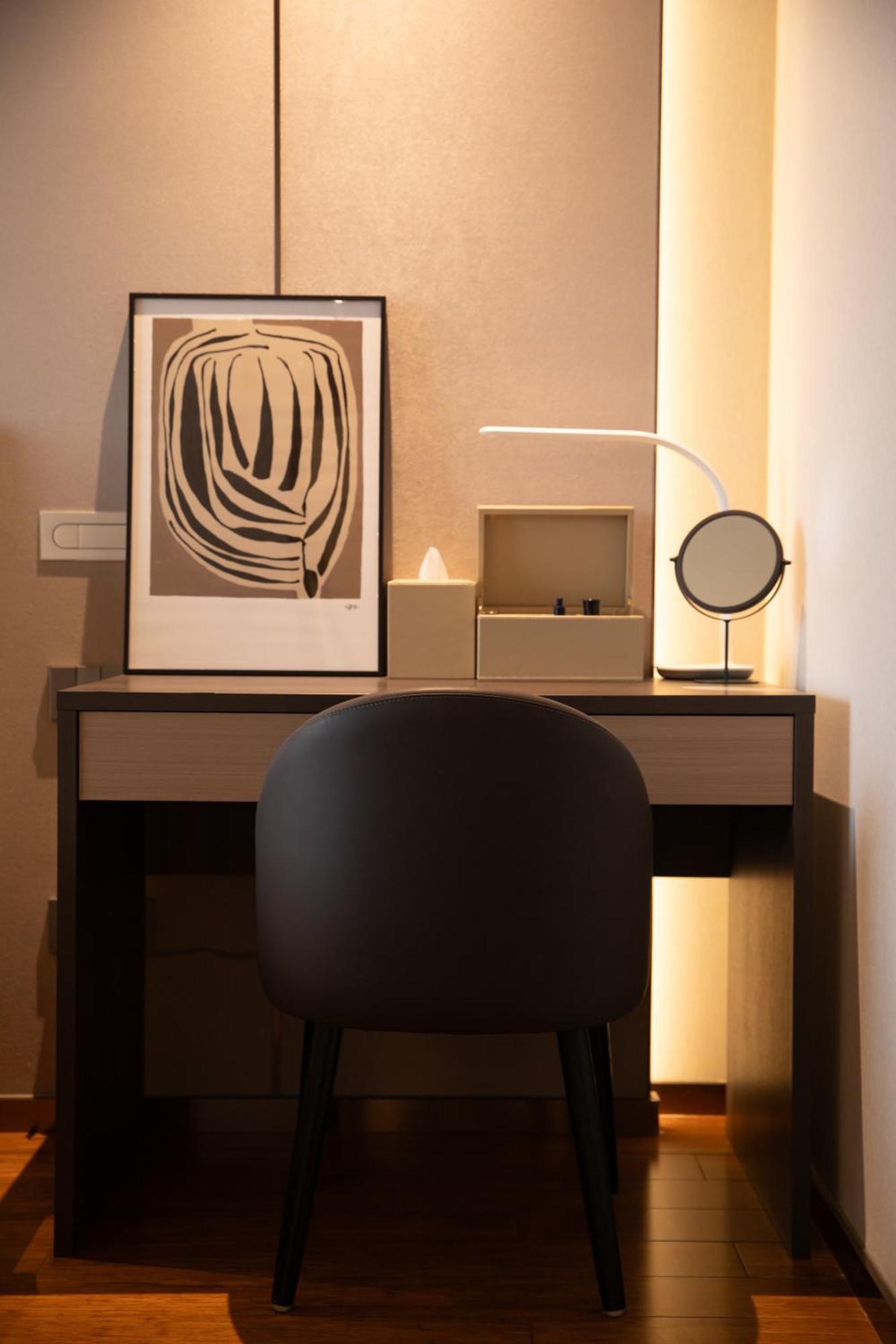 One Bedroom Premier Suite